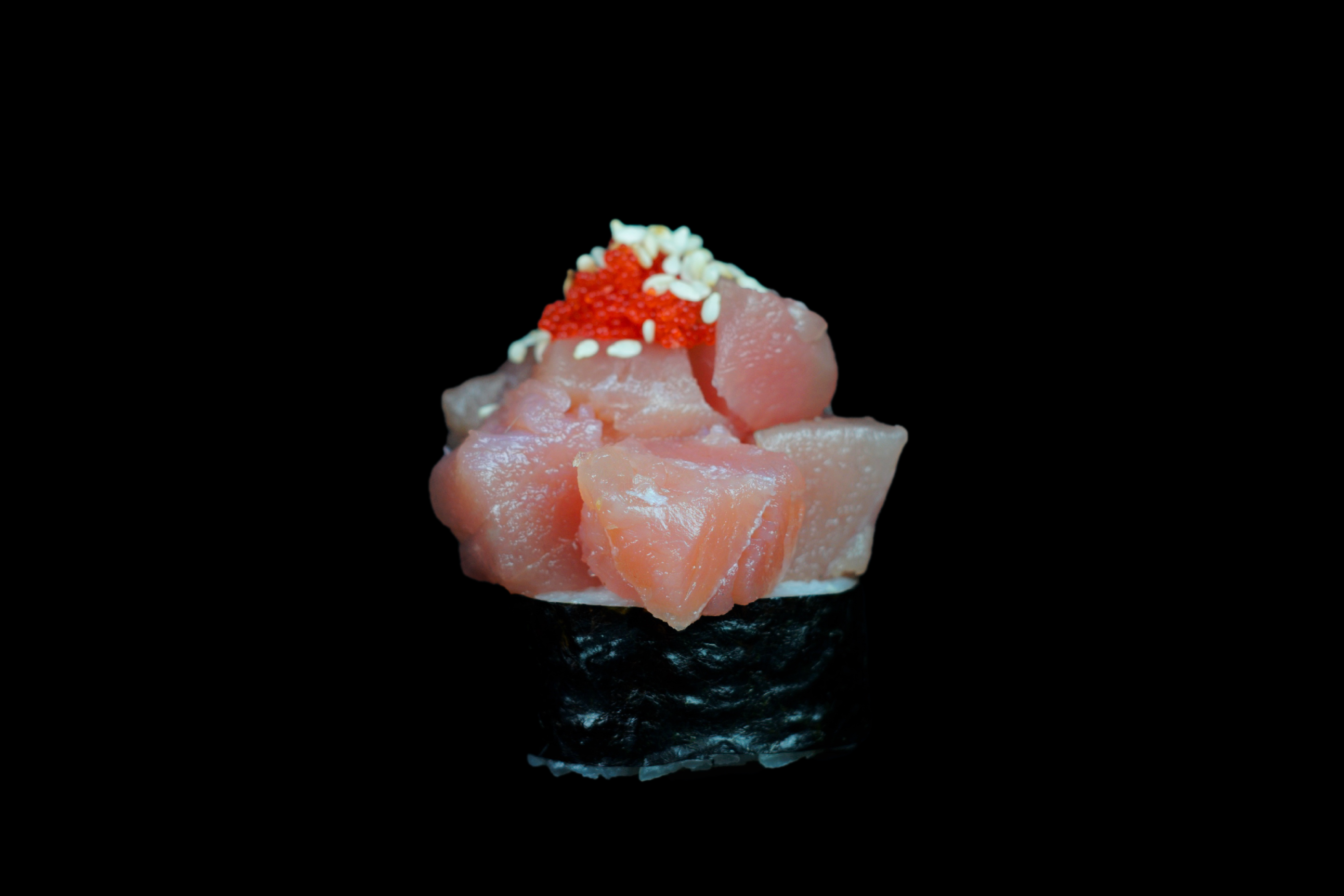 Futomaki MAGURO TATAR Futomaki MAGURO TATAR